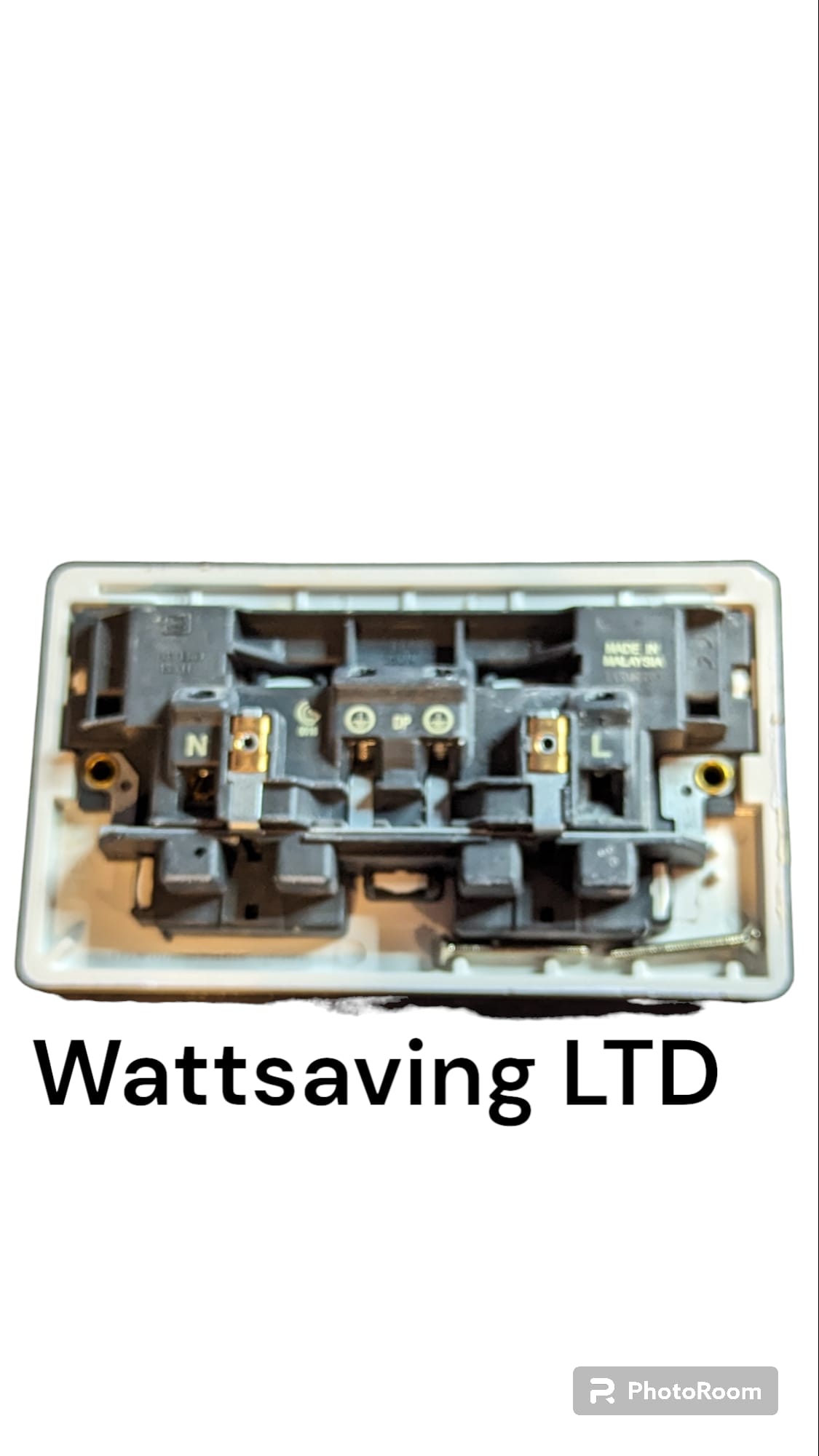 MK 13 Amp 2 Gang Double Switched Socket - White - Image 2