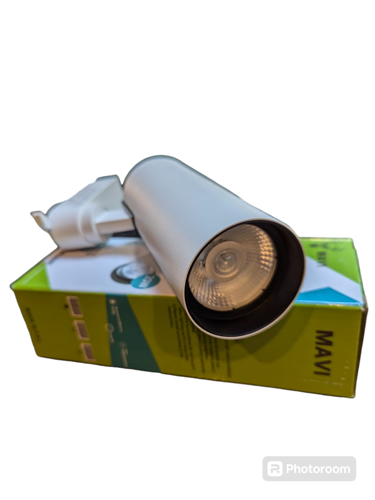 MAVI LED Track Spot Light 20W, 30W and 50W - Image 6